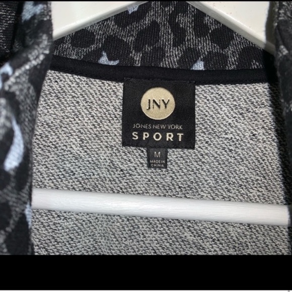 Jones New York Sport - Picture 4 of 5